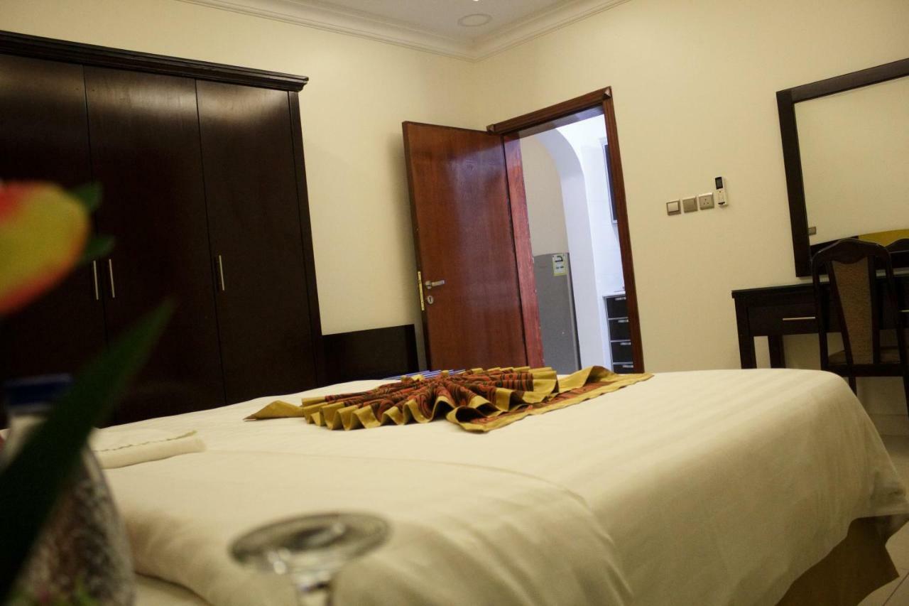Aros Al Faisaliah Furnished Units Aparthotel Dammam Bagian luar foto