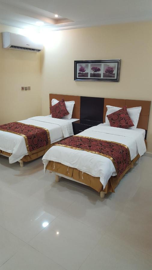 Aros Al Faisaliah Furnished Units Aparthotel Dammam Bagian luar foto